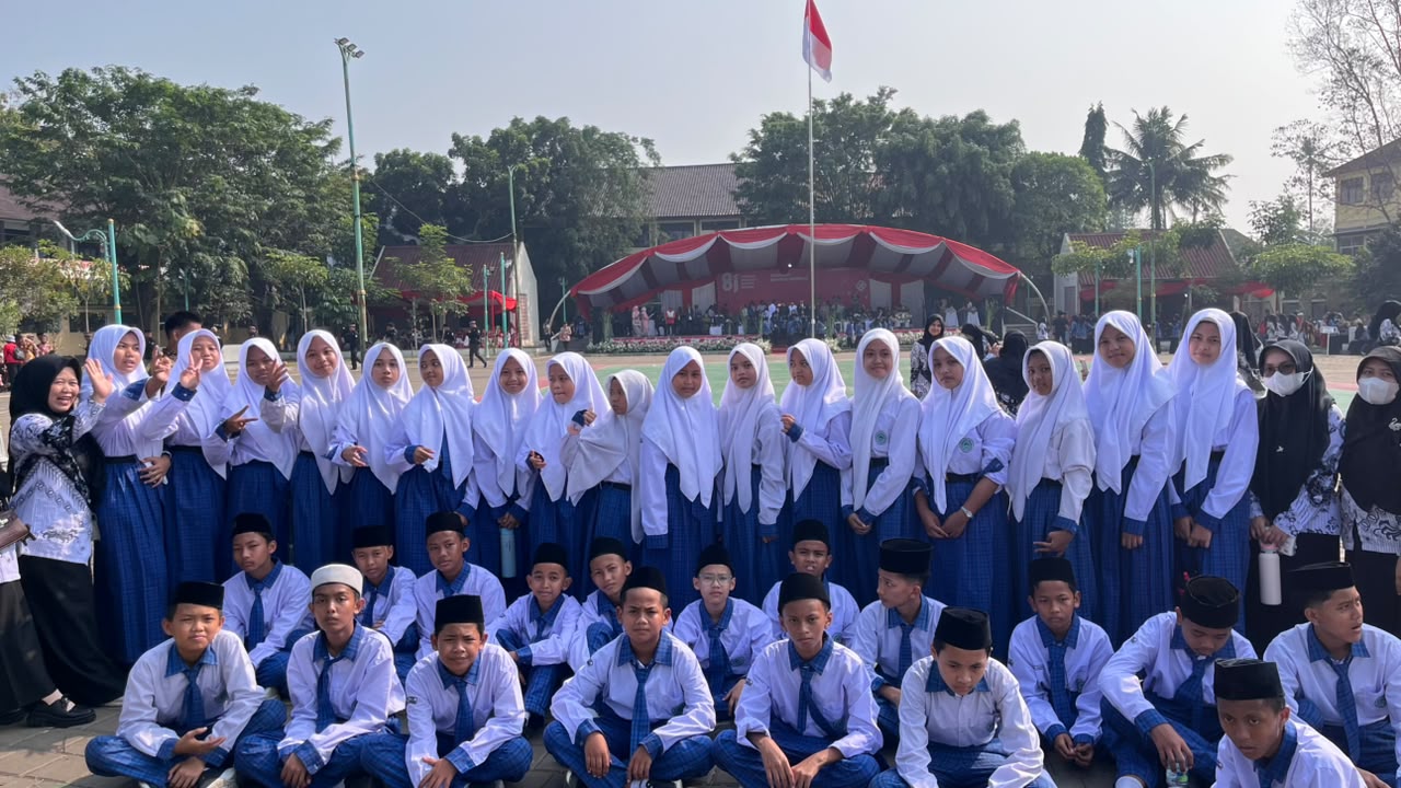 UPACARA BENDERA MERAH PUTIH MEMPERINGATI HUT RI KE-81 DI RTH BALARAJA